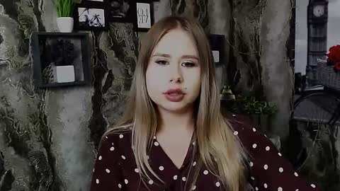 Alena online show from September 18, 10:03 am