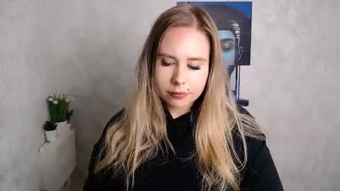Alena online show from September 19, 10:47 am