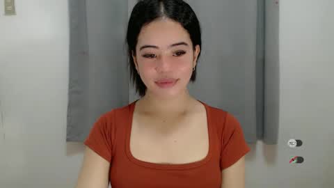 Snapshot of alesha_vibe_me chatting on February 3, 7:51 am alesha_vibe_me online show from February 3, 7:51 am