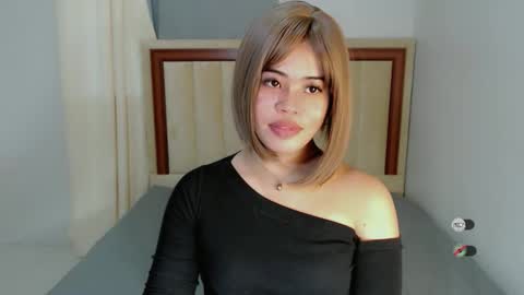 Snapshot of alesha_vibe_me chatting on September 10, 5:07 am alesha_vibe_me online show from September 10, 5:07 am