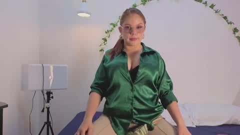 Ambar online show from May 20, 7:11 pm