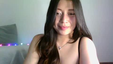 QUEEN OFF MILk  IM BACK  15 NOV online show from May 8, 10:44 pm