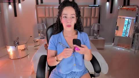 ALESSA ROMERO  online show from May 20, 8:28 pm