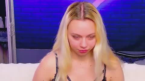 alessiacroft online show from July 5, 4:19 am