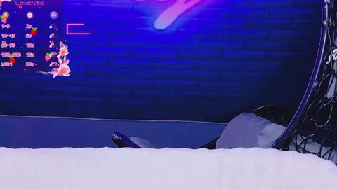 alessiacroft online show from May 9, 4:03 am
