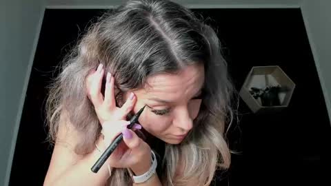 alesys69 online show from May 8, 9:49 pm