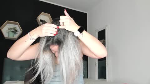 alesys69 online show from January 9, 10:31 pm