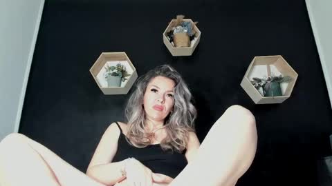alesys69 online show from May 16, 10:53 pm