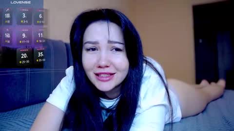 Snapshot of alexa_cruze chatting on January 22, 10:06 pm Alexa online show from January 22, 10:06 pm