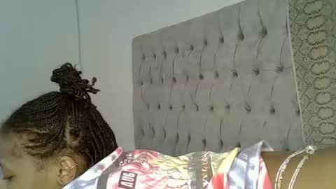 Snapshot of alexa_foxxie chatting on February 21, 11:55 am Alexa online show from February 21, 11:55 am