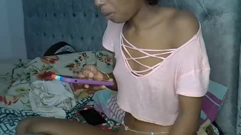 Snapshot of alexa_foxxie chatting on February 17, 9:46 am Alexa online show from February 17, 9:46 am