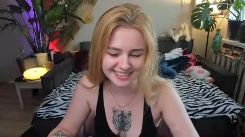 alexa_pirs online show from March 25, 12:41 pm