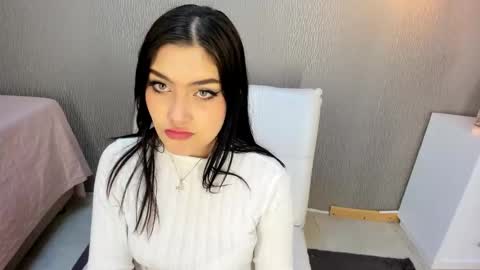 Alexa Thaylor online show from December 11, 2:33 pm