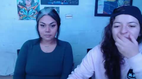 Alexa Blu3 online show from December 31, 1:15 am