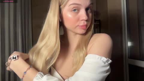 ALEXA online show from May 17, 4:06 pm