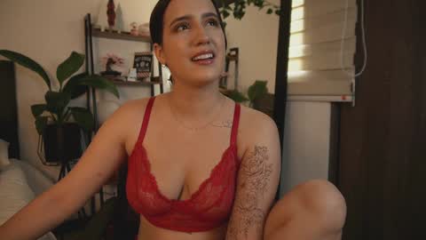 alexajhonsonof online show from December 25, 6:30 pm