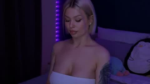 Alexa Mason online show from May 8, 11:50 pm