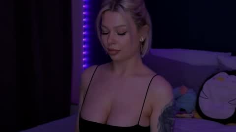 Alexa Mason online show from April 28, 2:27 am