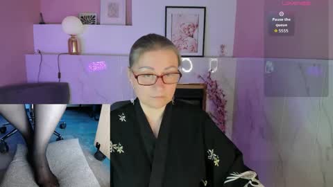 Alexandra online show from May 8, 2:09 pm