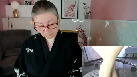 Alexandra online show from May 19, 2:35 pm