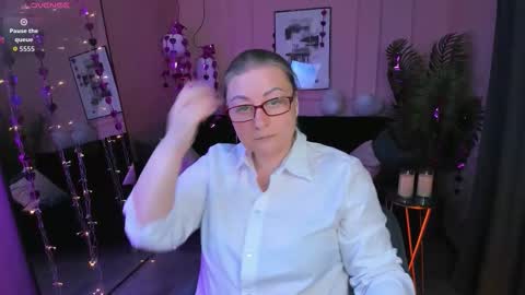 Alexandra online show from February 15, 8:52 pm