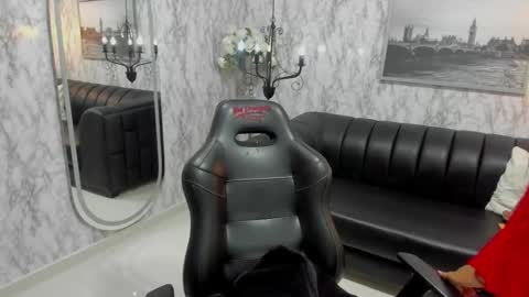 Alexandra Milff  online show from November 23, 4:48 am