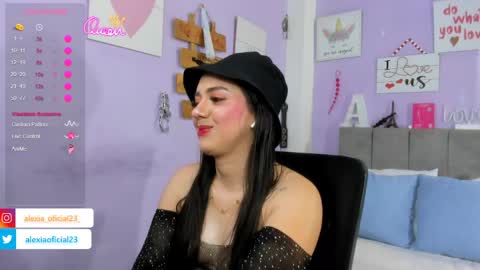 alexia_fit23 online show from May 9, 6:15 am