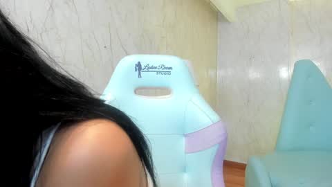 Alexiaa  Online 1430 to 2100 GMT-5 online show from December 3, 3:07 am