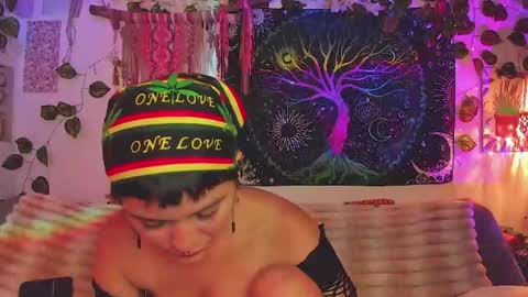 Alex online show from May 7, 12:37 am
