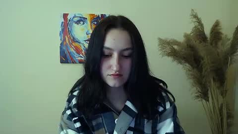 Alexis online show from April 22, 7:49 am