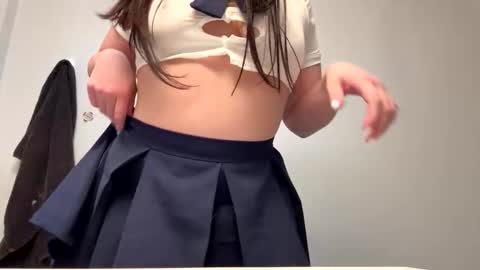 alexislove8 online show from December 14, 5:24 am