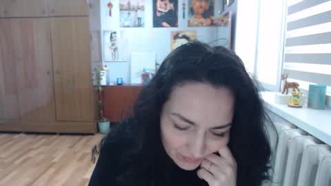AlexisMillers online show from May 3, 9:23 am