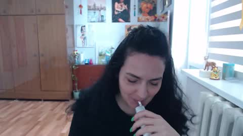 AlexisMillers online show from May 24, 12:48 pm