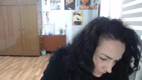 AlexisMillers online show from May 1, 7:44 am