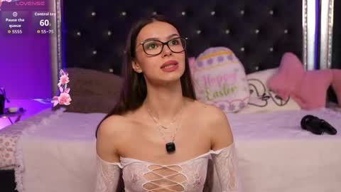 Alexxis Rae online show from May 5, 3:31 am