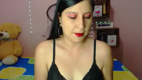 alixia online show from April 2, 11:46 pm