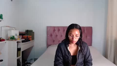 Alia  online show from October 18, 12:52 pm