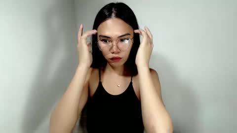 ALIAH online show from November 4, 6:02 pm