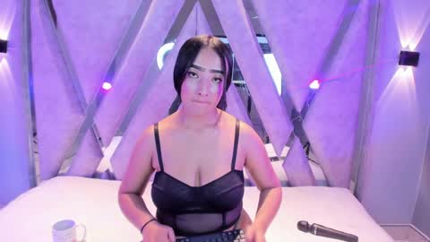 alice_26__ online show from May 16, 7:57 pm