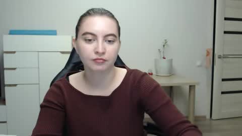 Alice online show from May 26, 7:02 pm