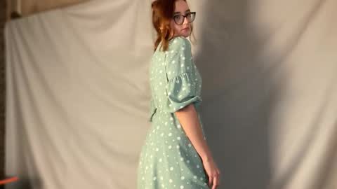 Hey Im Alice  online show from November 5, 2:33 pm