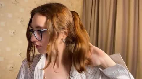 Hey Im Alice  online show from November 27, 10:23 pm