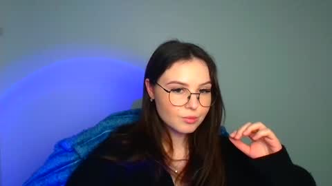 Alice online show from April 9, 6:19 am