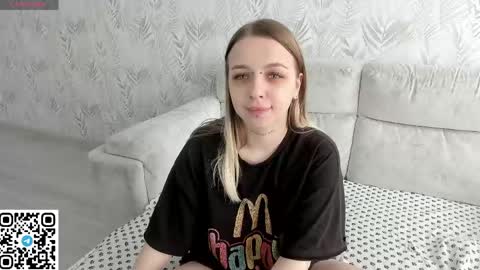 alice_halle online show from May 18, 6:41 am