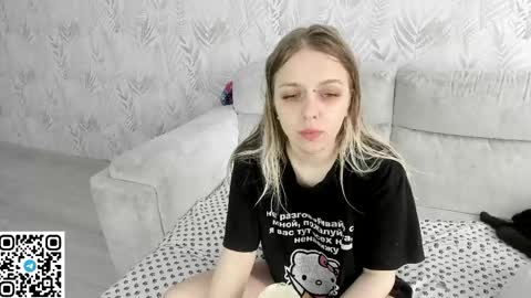 alice_halle online show from May 21, 7:50 am