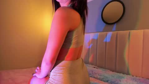 alice_lodge online show from October 31, 4:47 am