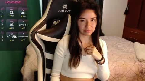 Alice online show from May 12, 5:52 pm