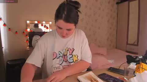 Alice online show from July 28, 2:13 pm