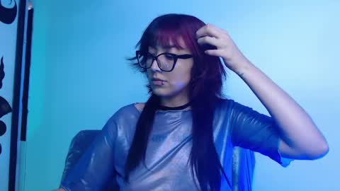      online show from March 30, 4:17 pm