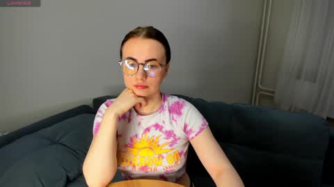 Alice online show from April 5, 8:08 pm